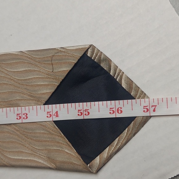 05. Matrix by Format Necktie - Picture 6 of 7